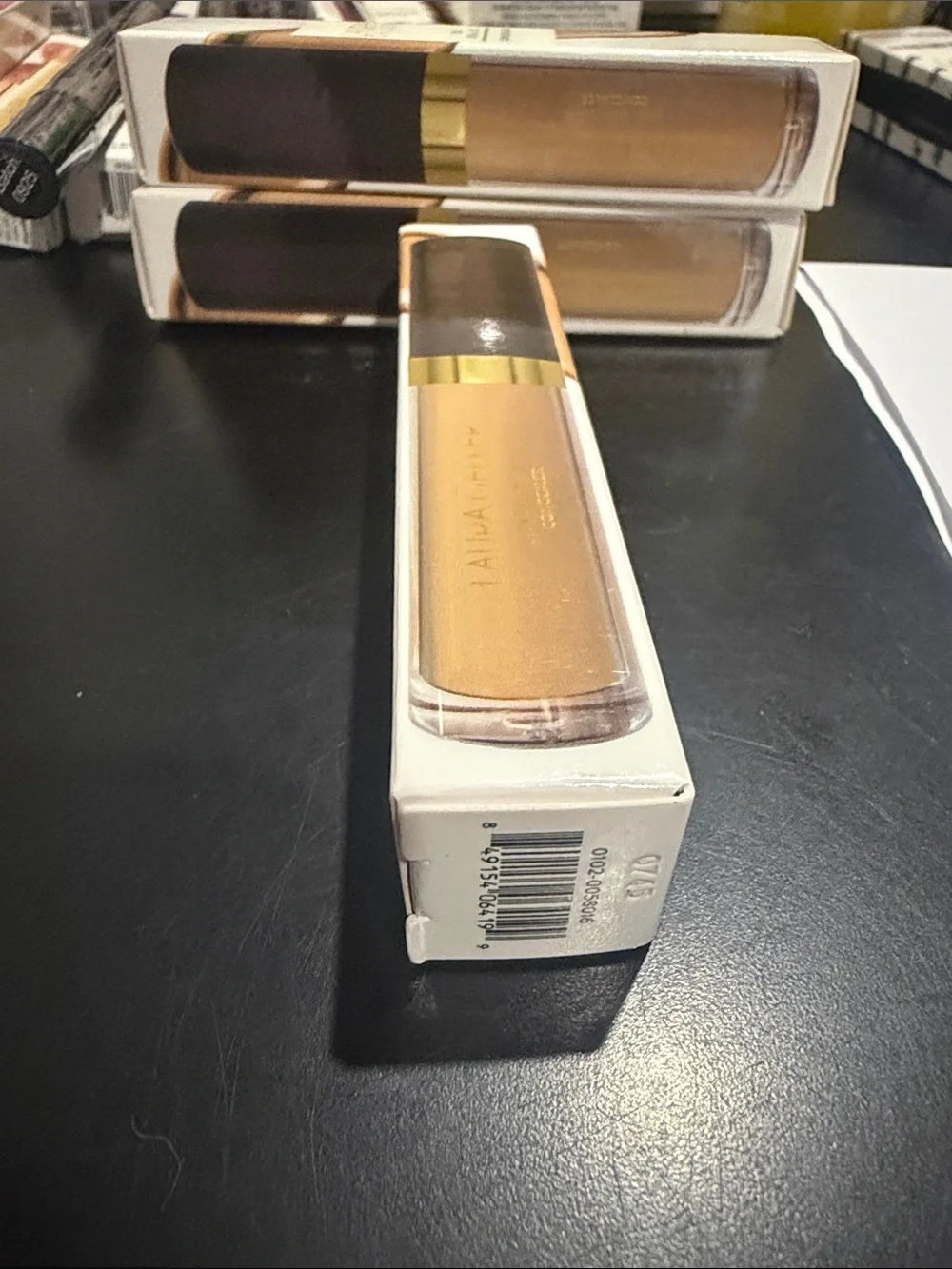 Laura Geller creamy concealer